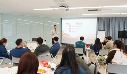 注入新力量，让拉斯维加斯9888股份党建工作更有温度